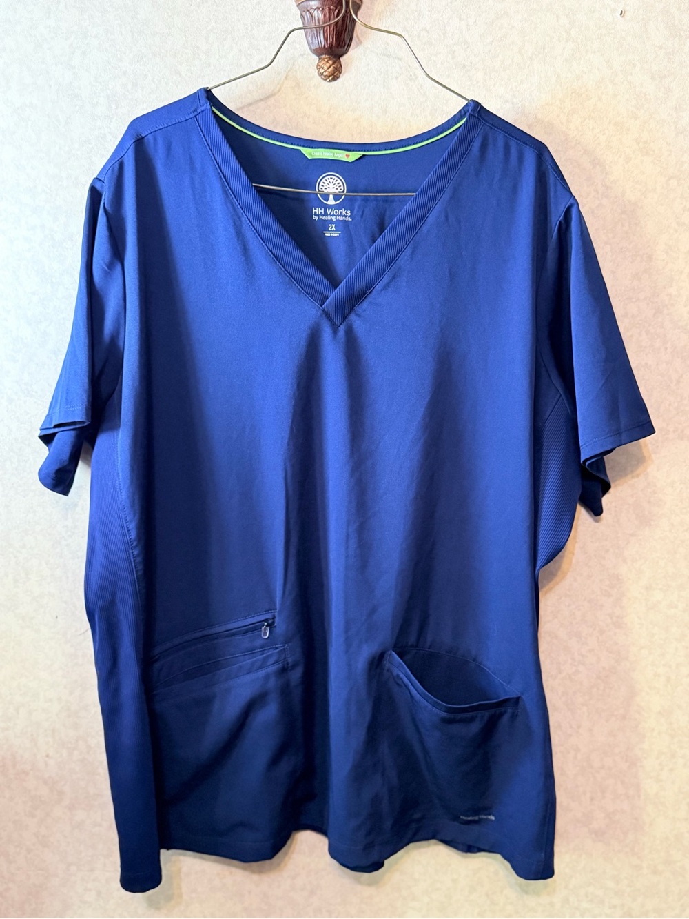 Healing Hands HH Works Mariah Scrub Top 2X Royal Blue Stretch V-Neck Pockets